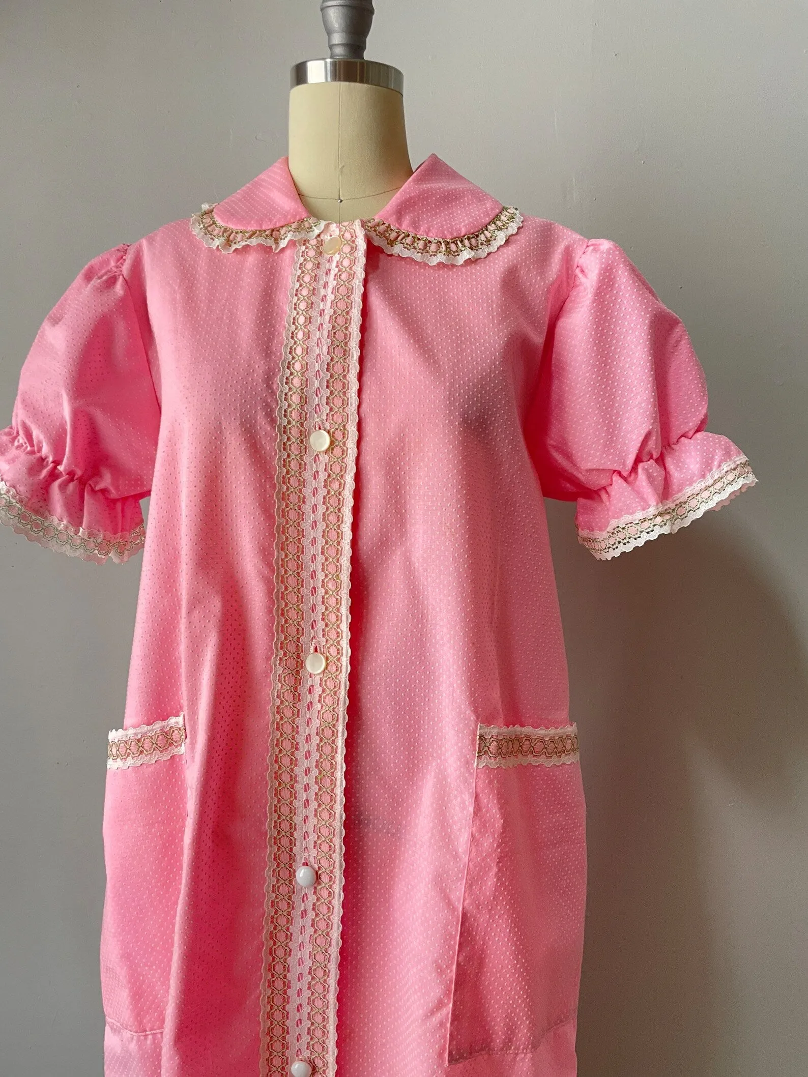 1970s Smock Lounge House Dress Pink Dots S