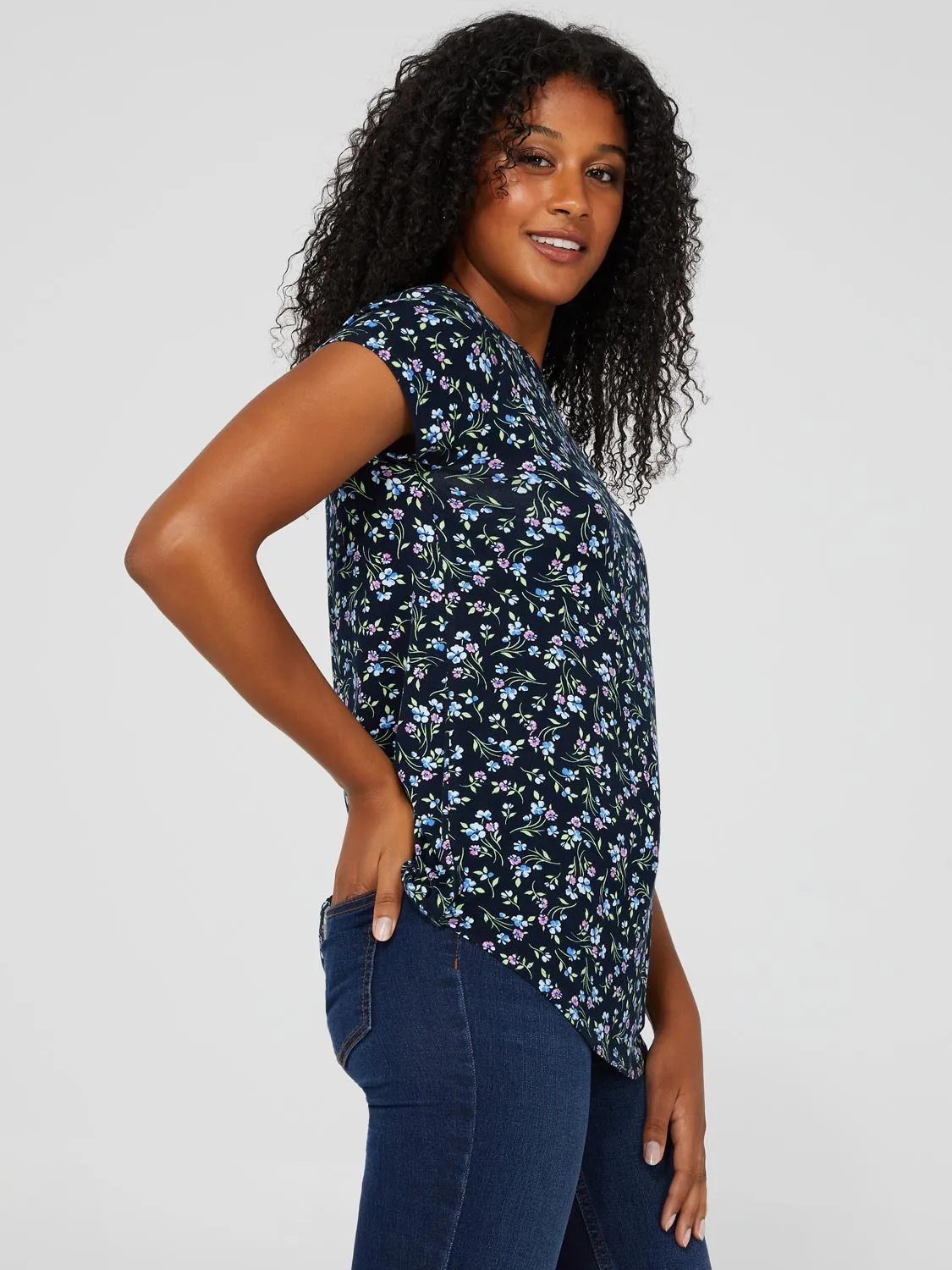 Floral Print Raglan Sleeve Top With Rounded Hem