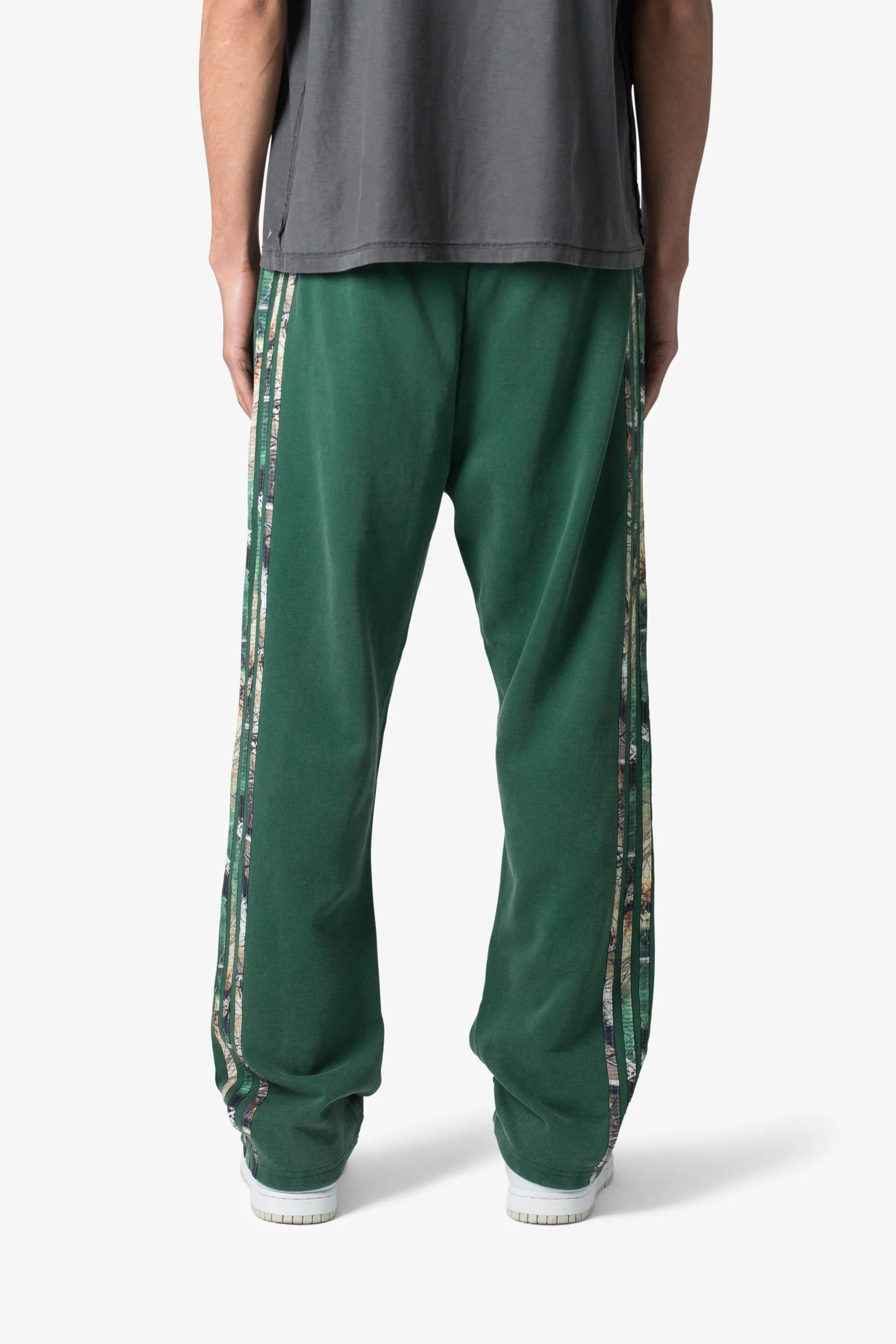 Hunter Camo Stripe Sweatpants - Forest Green