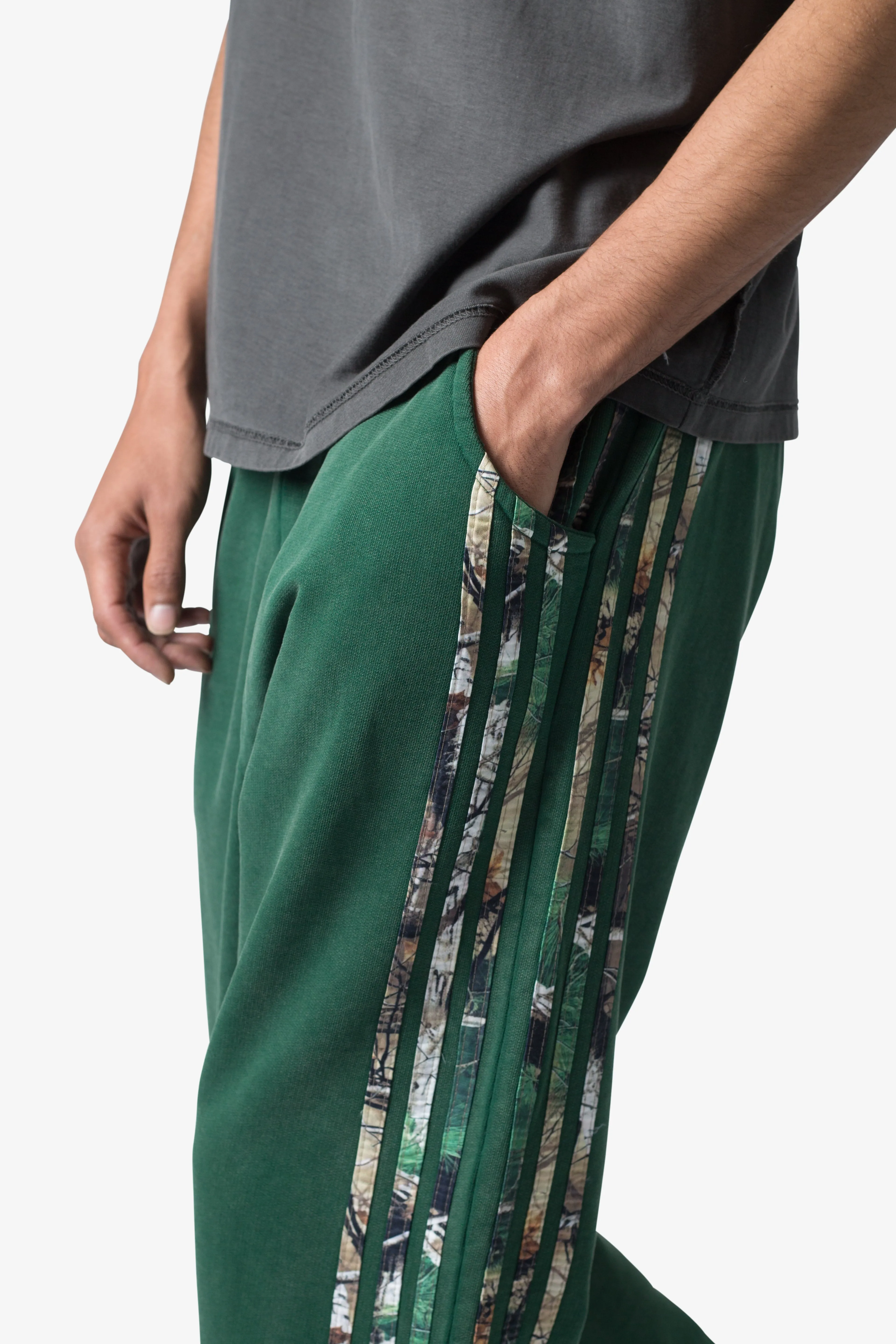 Hunter Camo Stripe Sweatpants - Forest Green