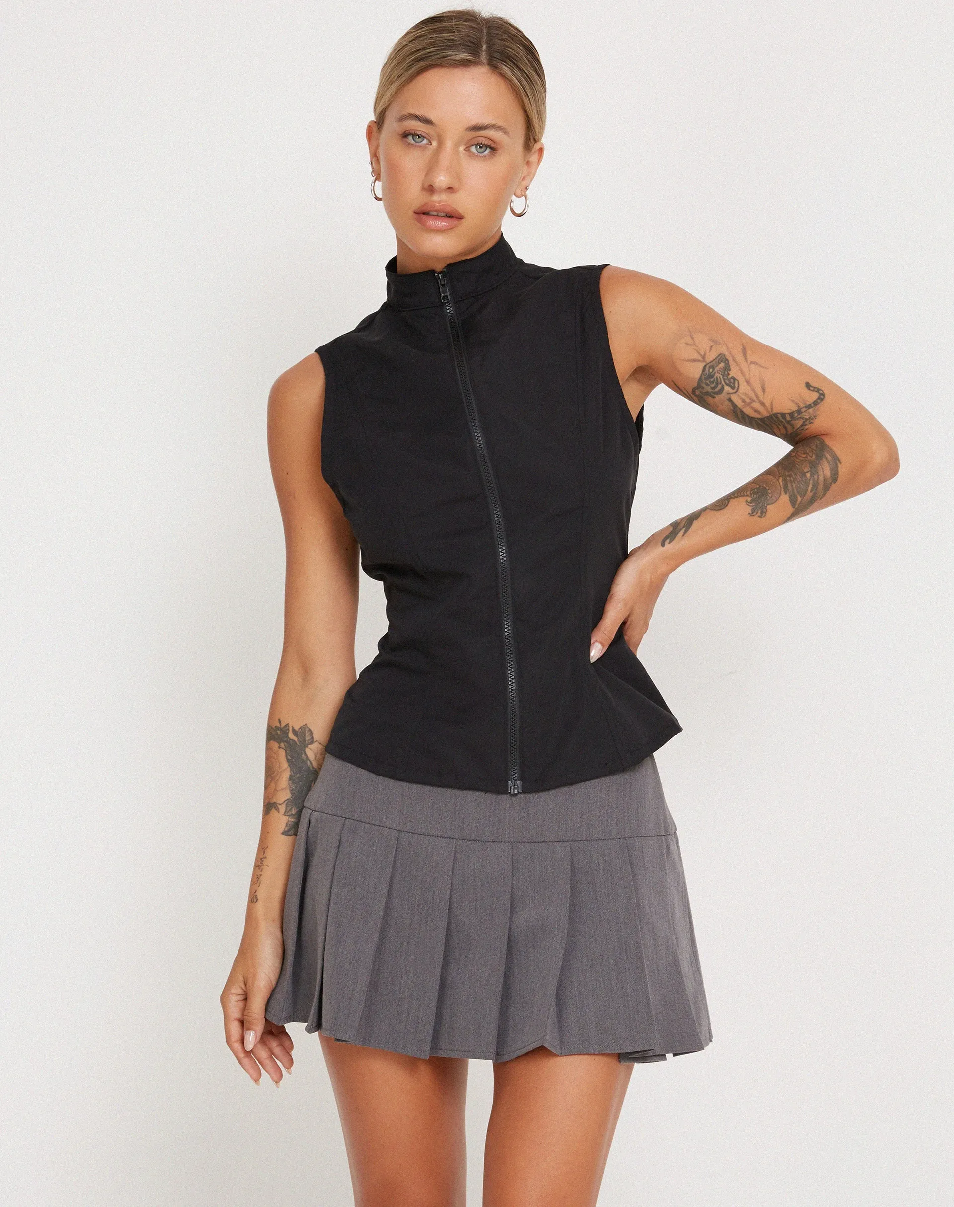 Rilyn Zip Up Vest Top in Black