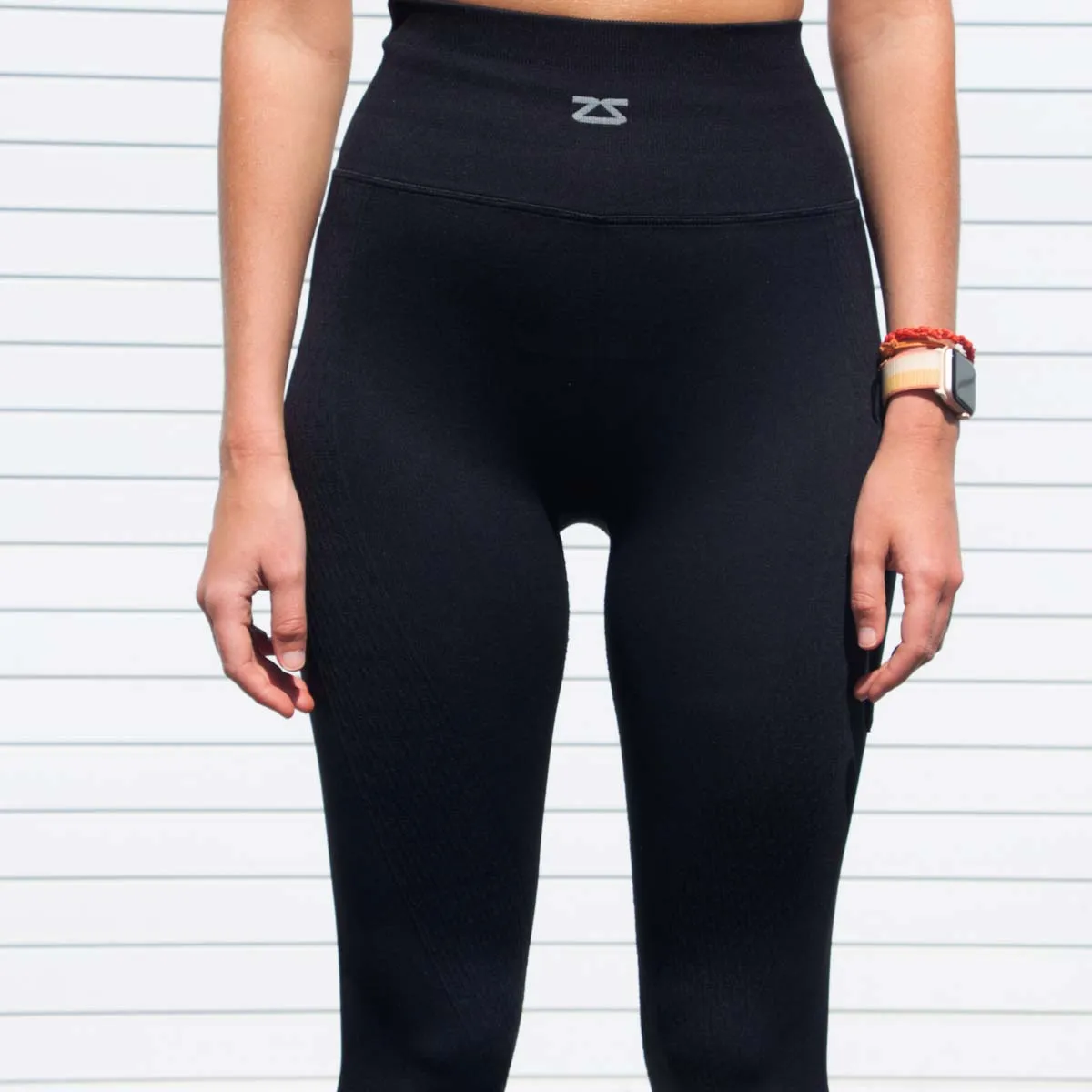 Seamless High-Waisted 7/8 Running Leggings