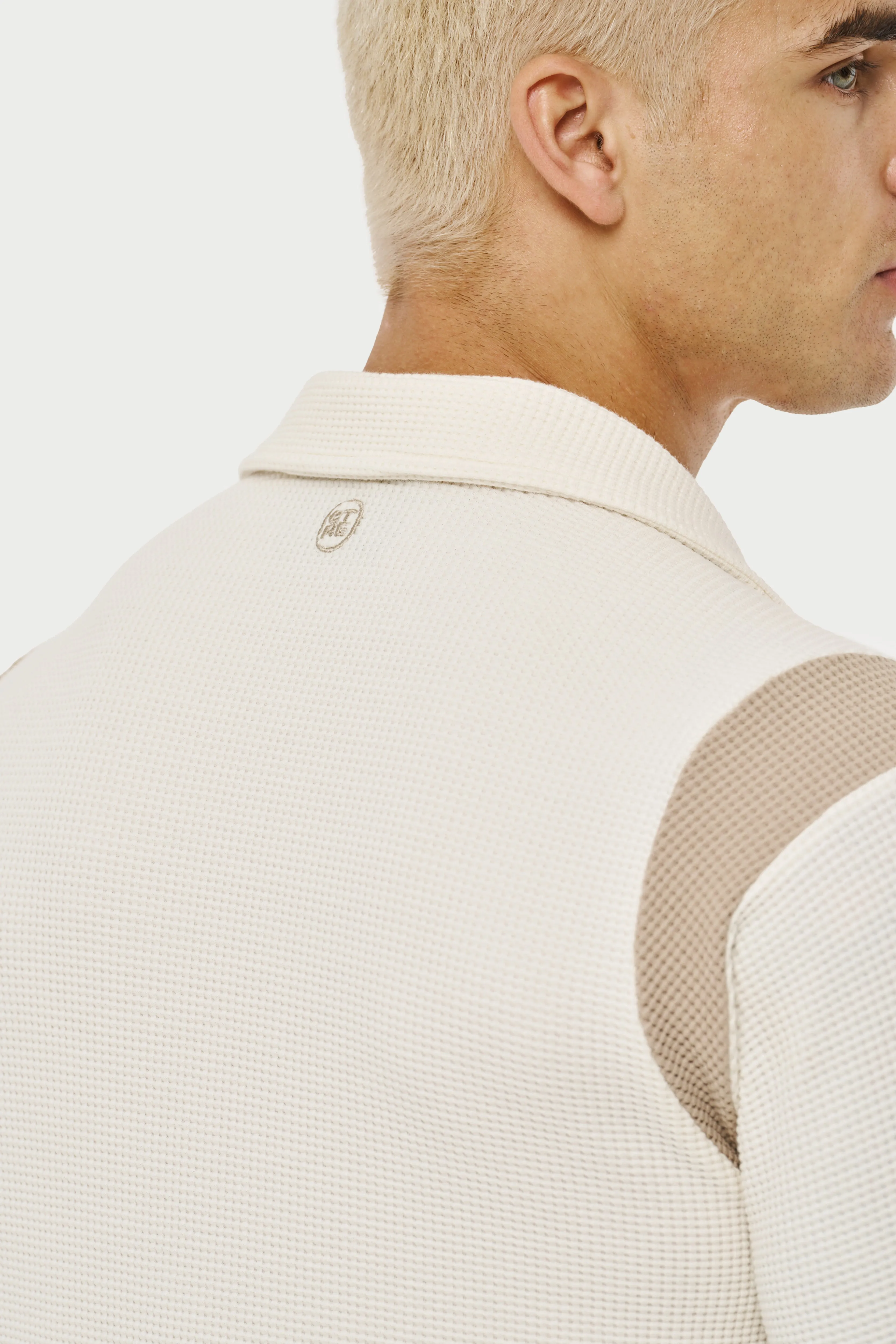 WAFFLE TONAL TEXTURED SHIRT - OFF WHITE